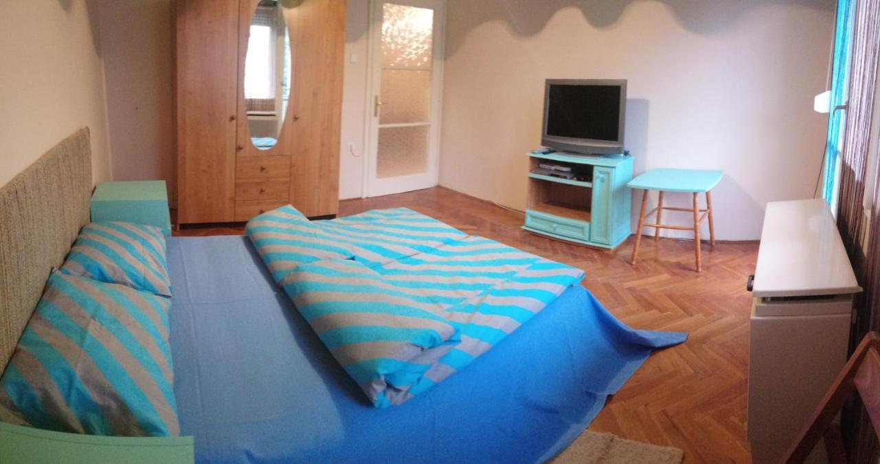 Fuesti Fecske Apartman Hajdúszoboszló Exteriör bild